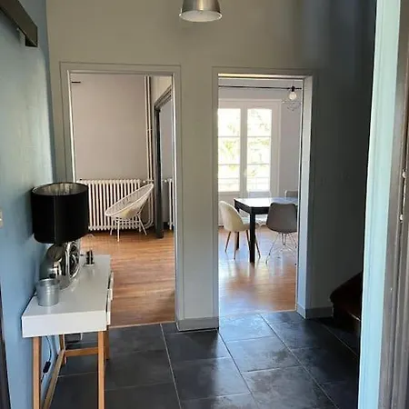 Maison Au Bord Du *